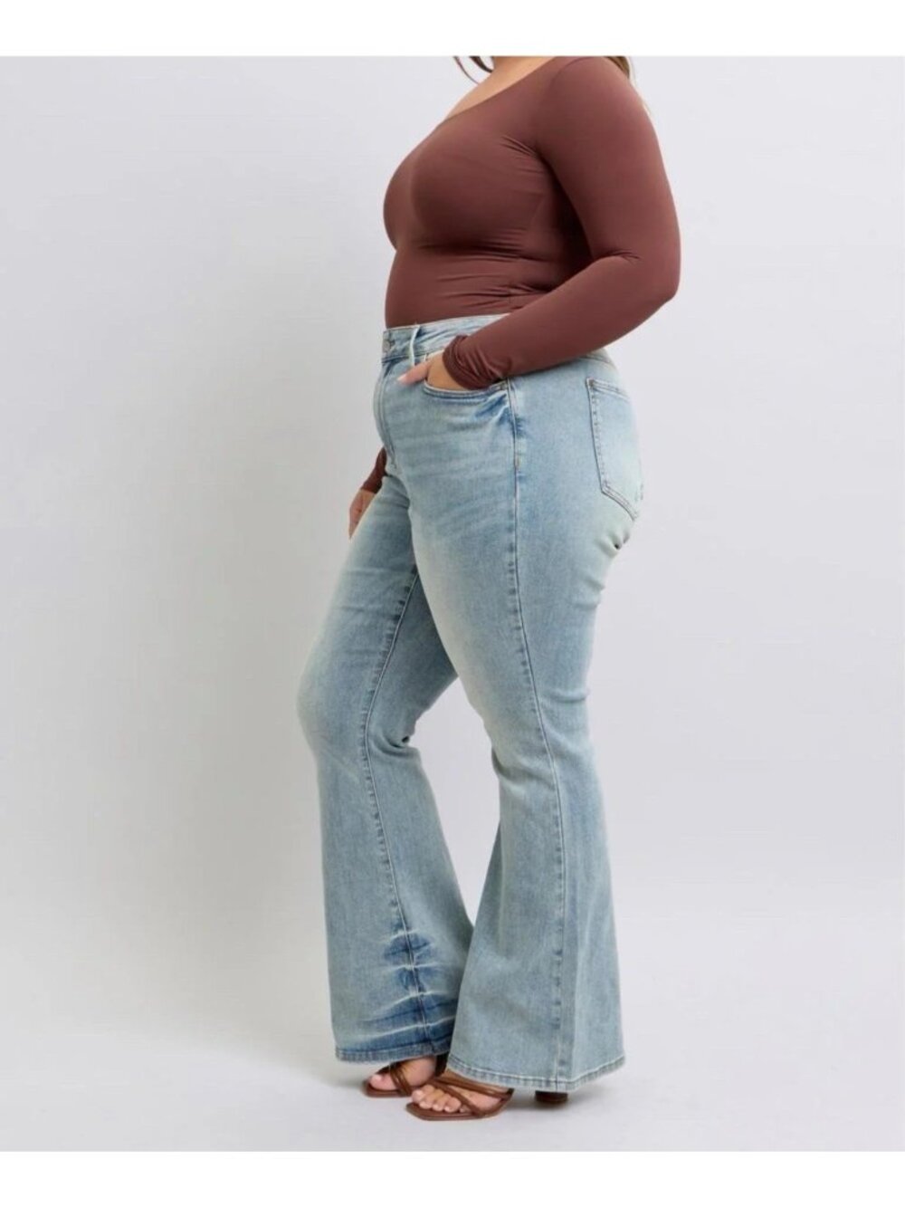 NWT Judy Blue 14W Stretch Tinted Pin Tack Detail Flare Denim Jeans Light Wash